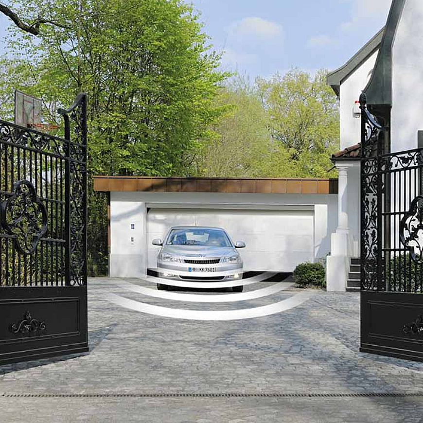 Atveriami garažo vartai Klaipėdoje